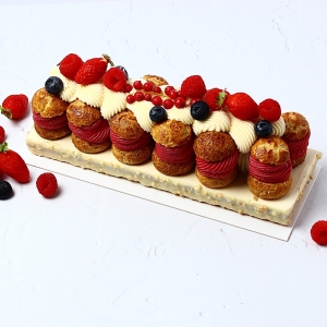 Profiteroles fruits rouges