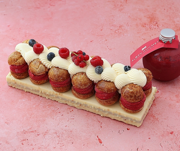 Profiteroles glacées fruits rouges
